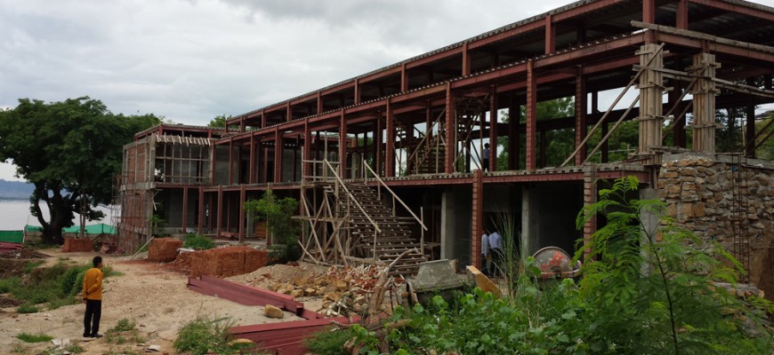 3 STOREY Ayar River View Resort @ (Bagan)